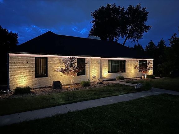 4th image of 30 NE Normandy Ln