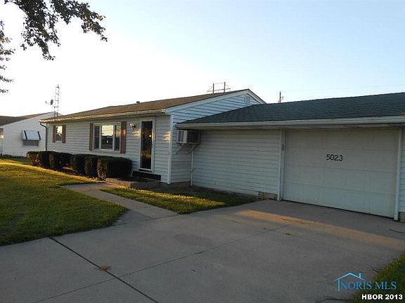 4th image of 5023 E Main St
