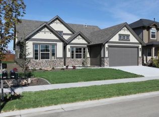 143 S Barkvine Way, Star, ID 83669