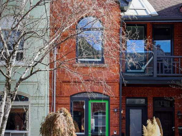 13 Collahie St, Toronto, ON M6J 1T6