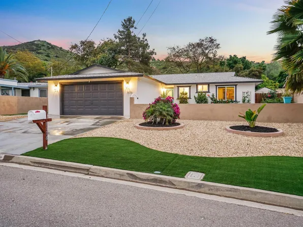 9178 Bird St, Santee, CA 92071