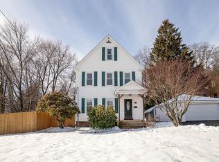 11 Holden St, Worcester, MA 01605