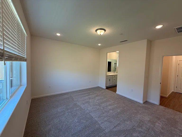 6649 E Oslin Ave — Photo 7