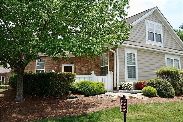 1st image of 8113 Sultana Cres
