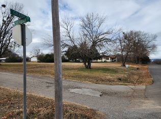 Chickasaw St, Poteau, OK 74953