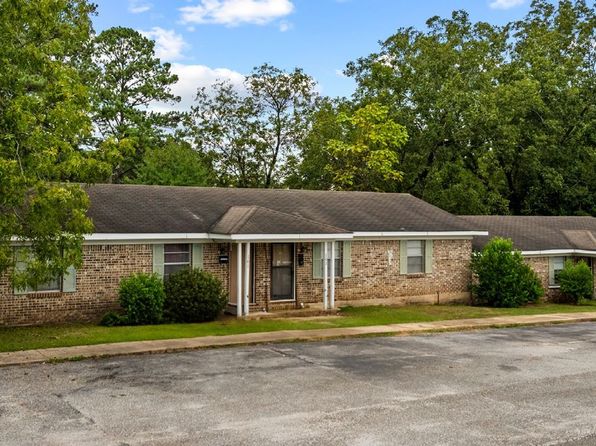 292 W Claiborne St #101