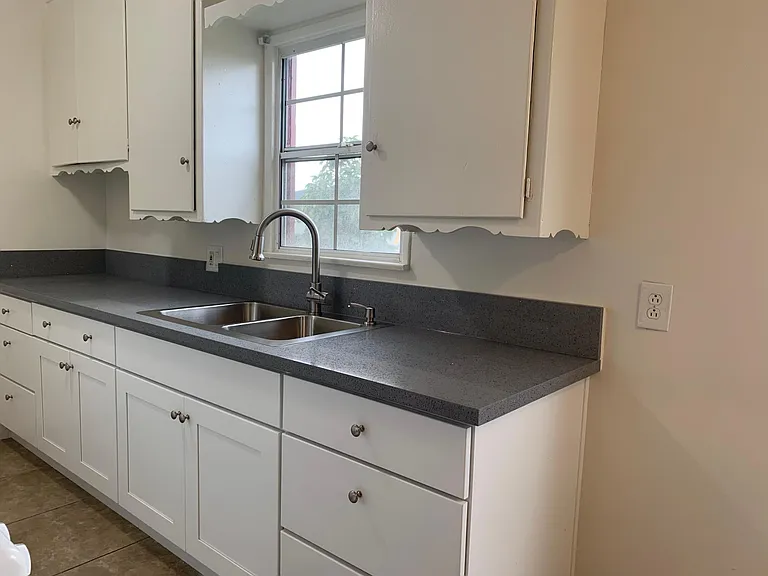 14815 Lemoli Ave #C — Photo 5