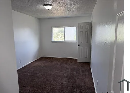 6835 Evercrest Ln — Photo 8