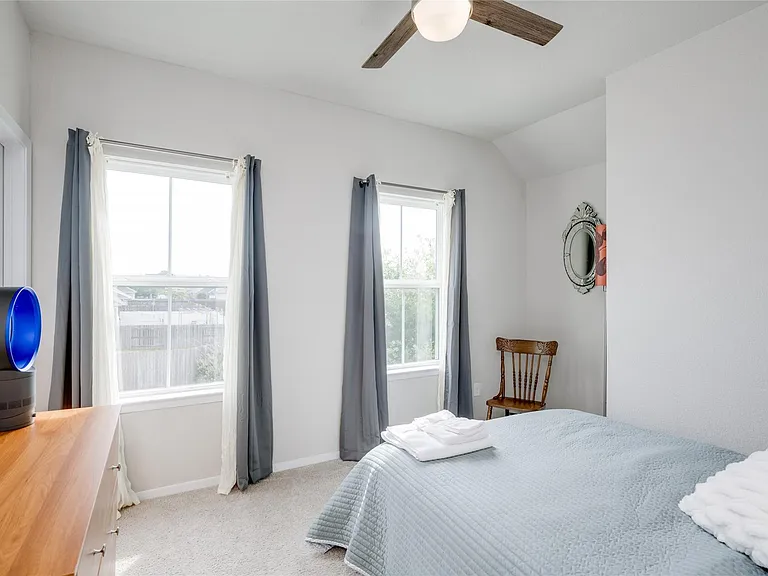 7948 Castelardo Pl — Photo 15