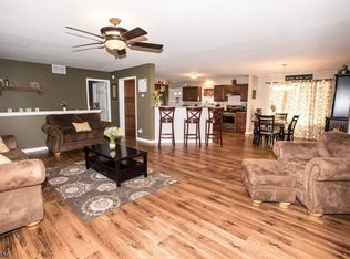 11 Polkville Rd, Columbia, NJ 07832