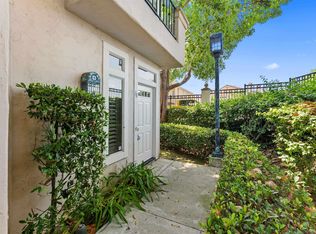 Capri, San Diego, CA 92122