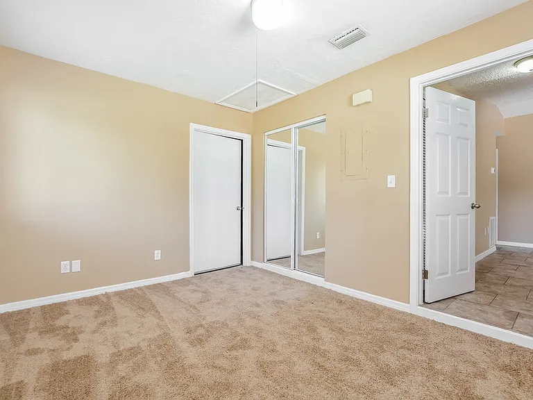 4317 Alamosa St — Photo 14