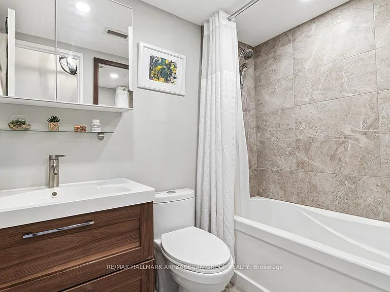 975 Warwick Ct #1406 — Photo 13