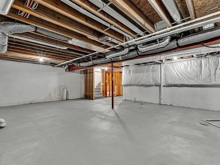 41590 Mitchell Rd — Photo 37