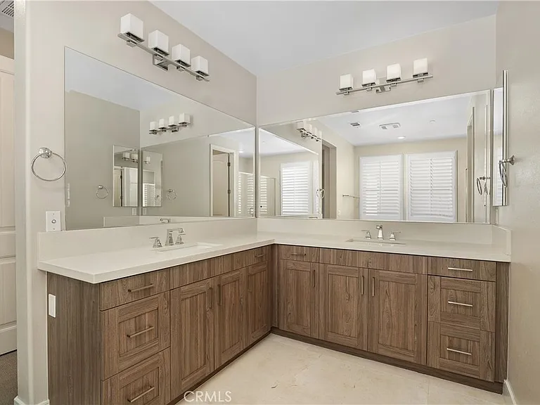6795 Solterra Vista Pkwy — Photo 40