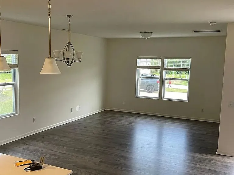 1511 Mariners Ct — Photo 16