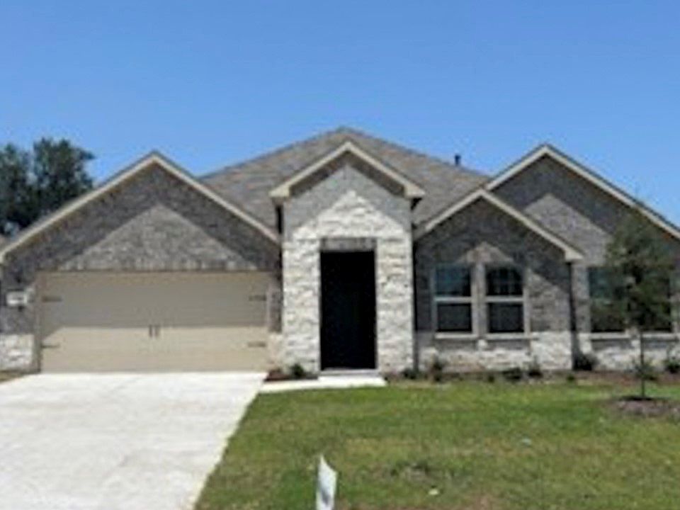 1st image of 175 Mapleoak Dr