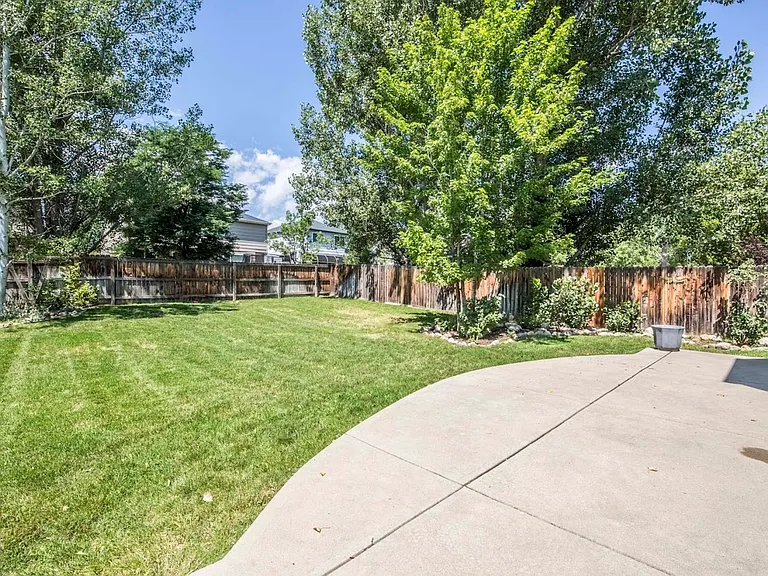 1275 S Boyero Ct — Photo 33