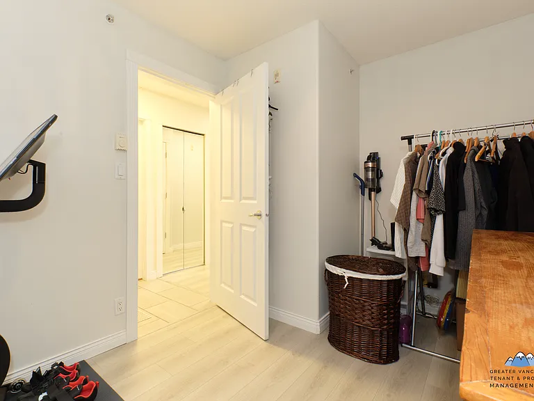 3142 Saint Johns St — Photo 12