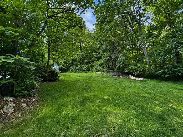773 Middle Tpke — Photo 13