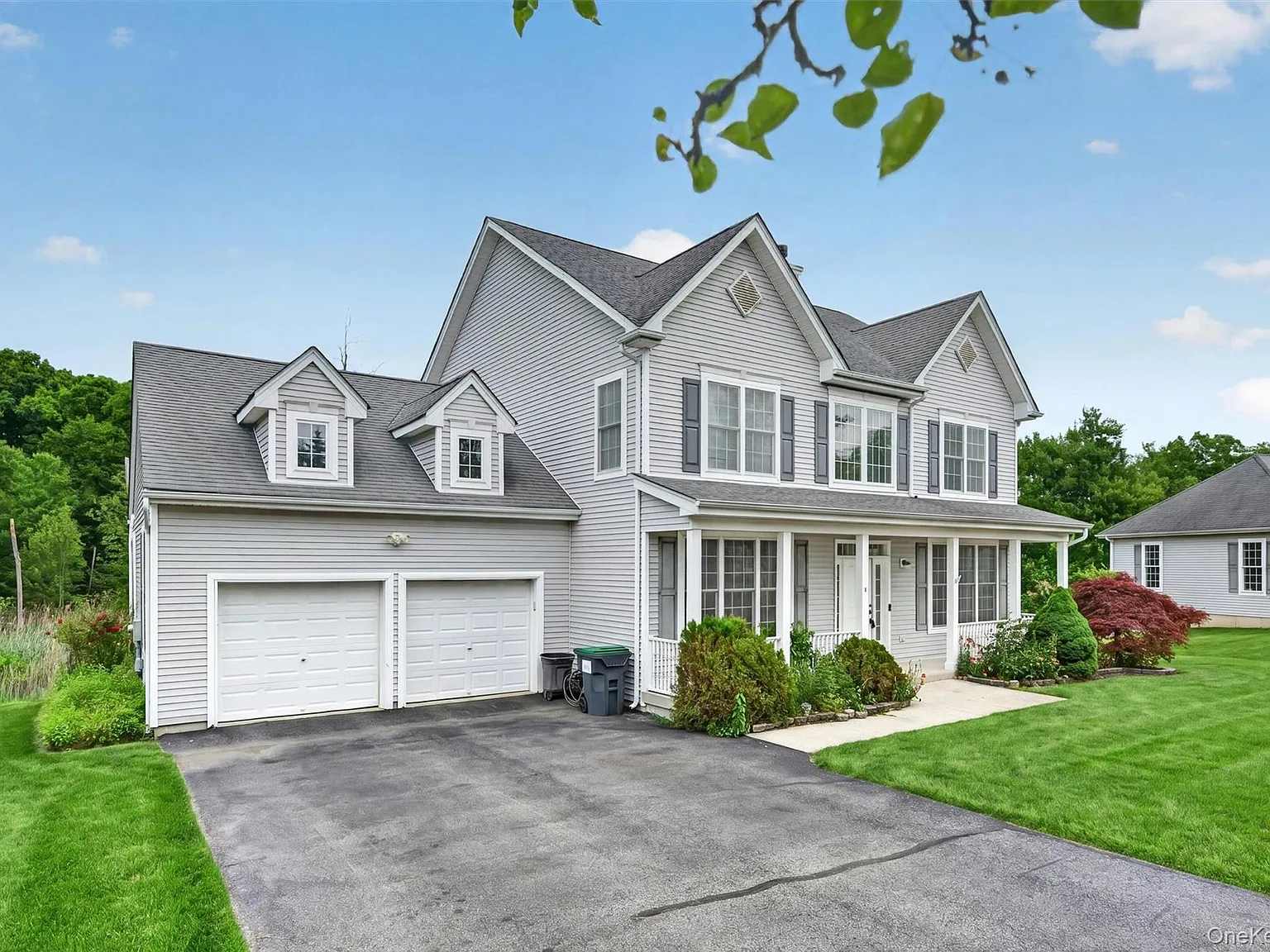 4 bed, 2.5 bath, 2510 sqft, $4,500 — Photo 4