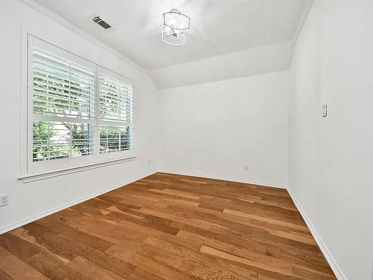 10 Delphinium Pl — Photo 23