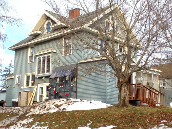 607 Cole St, Coleraine, MN 55722