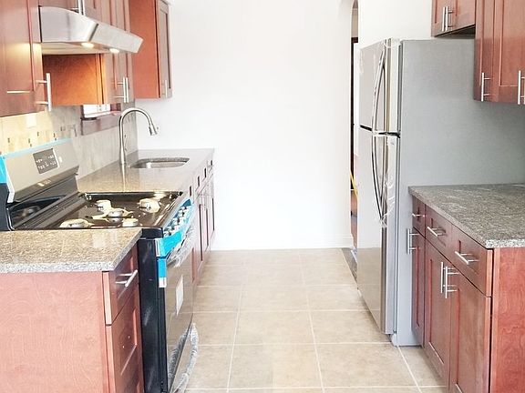 3rd image of 22-23 49th St #2RR