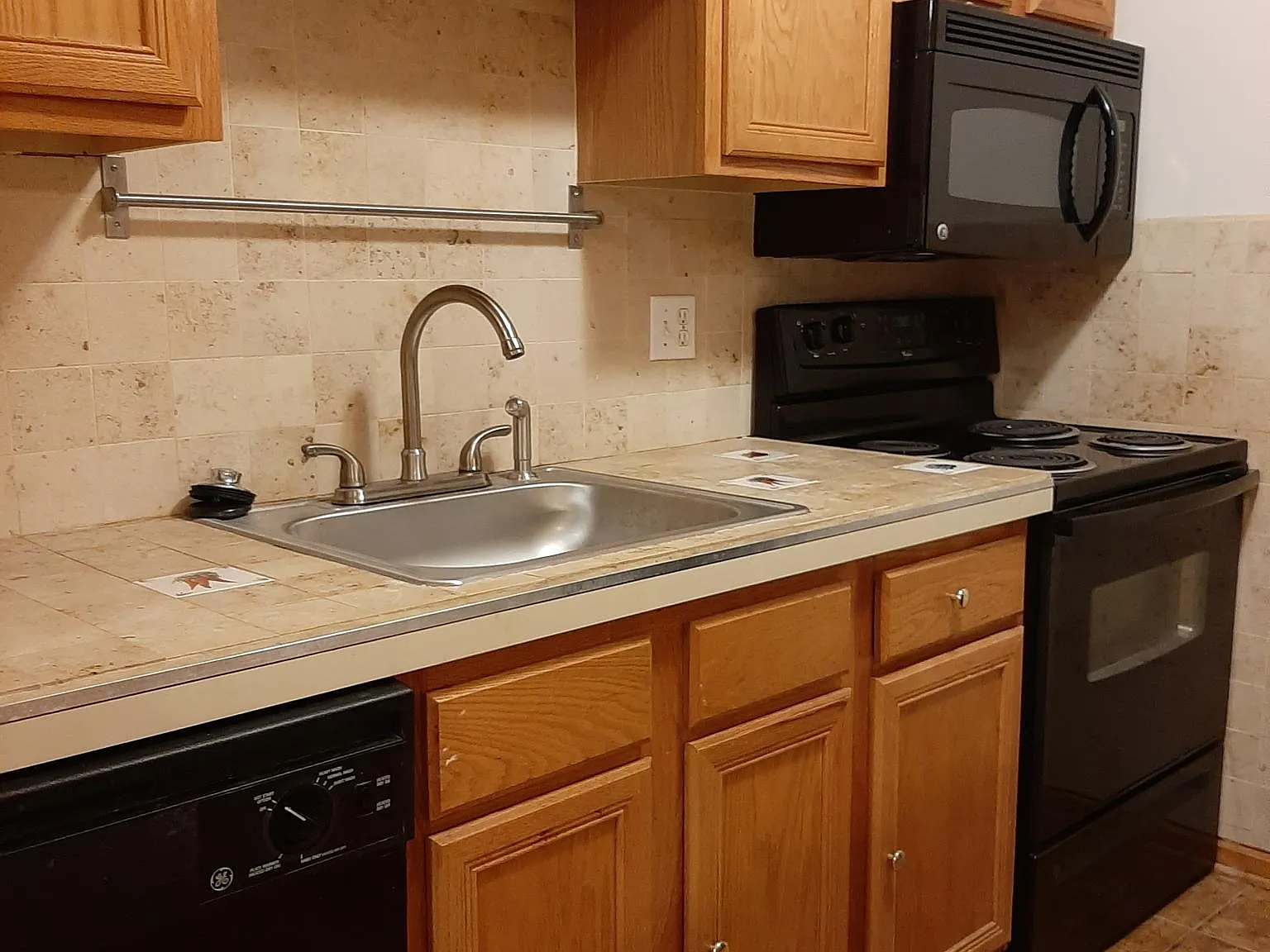 9666 Sawgrass Ct — Photo 2