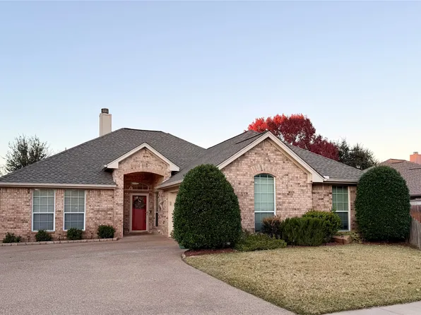 4207 Foxborough Trl, Arlington, TX 76001
