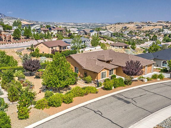 2nd image of 198 Juniper Ridge Dr