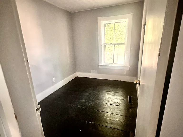 152 Lakeview Ave #11 — Photo 5