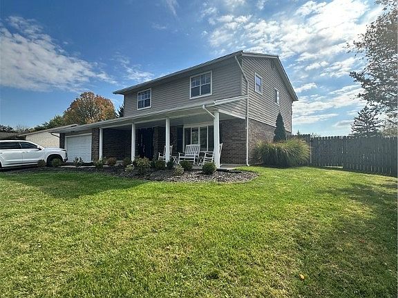 4th image of 1060 Heathshire Dr