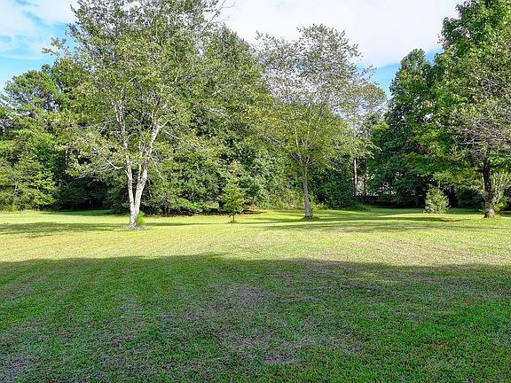 4th image of 5680 Abbotts Bridge Rd