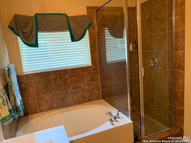 26427 Walden Oak — Photo 15