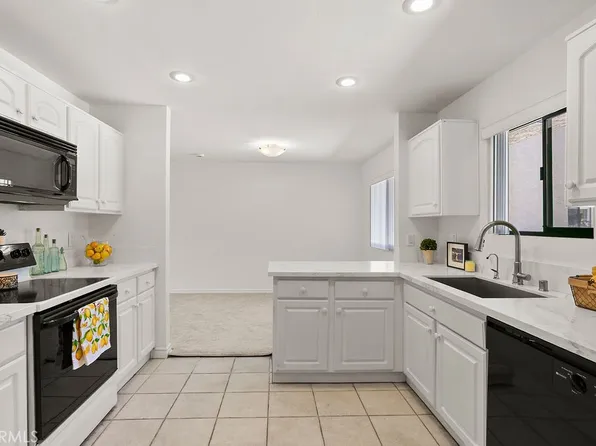 12400 Montecito Rd APT 222, Seal Beach, CA 90740