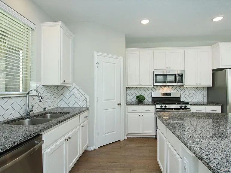 177 Emory Birch Dr — Photo 14