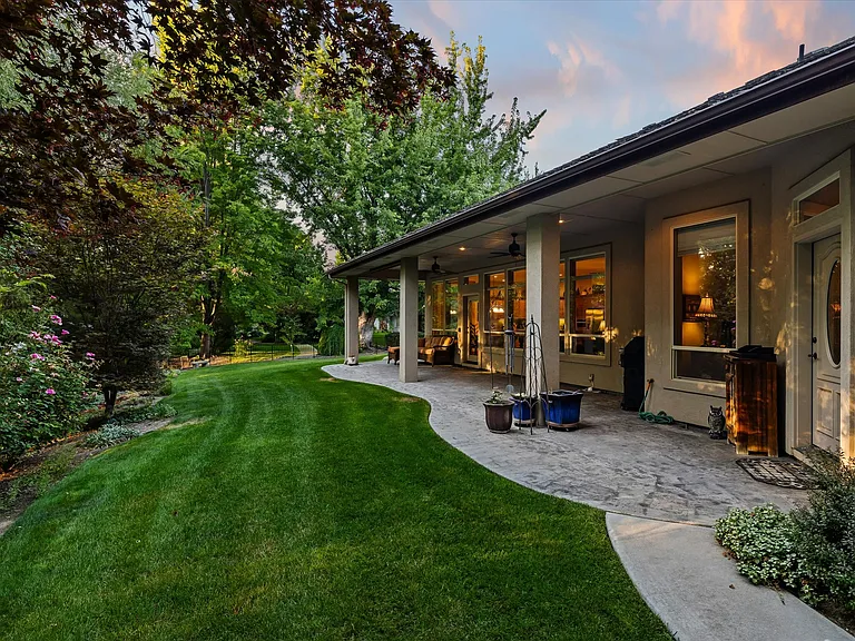 9261 W Bay Stream Ct — Photo 47