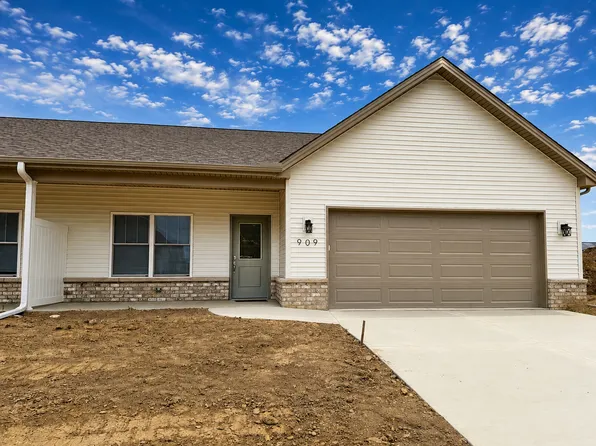 909 Mallard Way, Washington, IL 61571