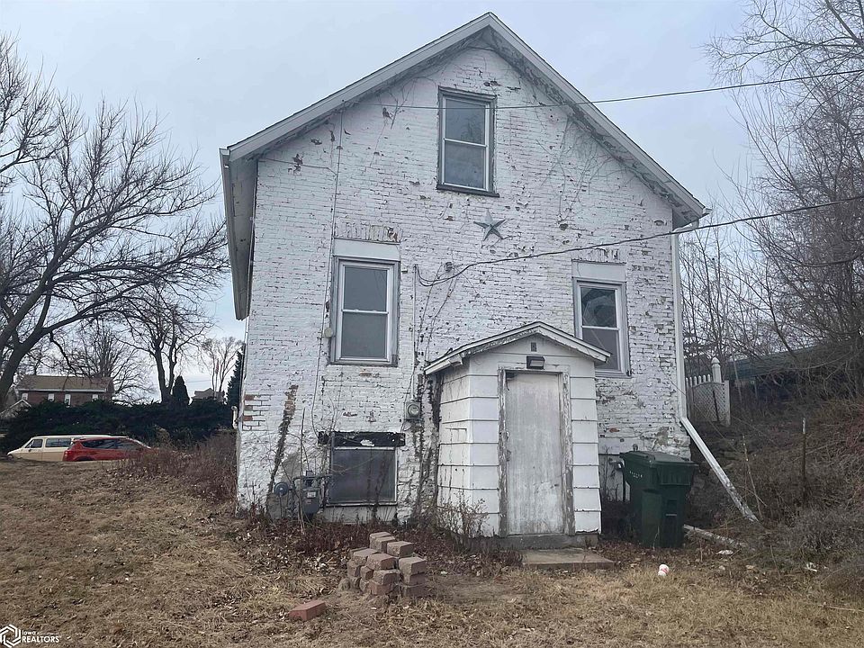 2nd image of 619 Exchange St