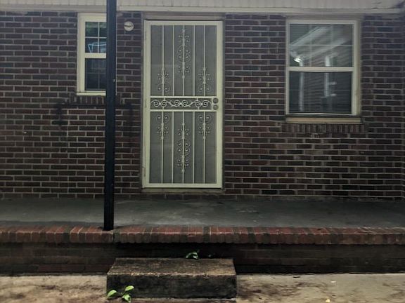 3rd image of 1004 Glenwood Dr #1006