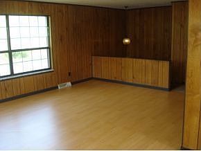 2nd image of 132 Greyland Dr