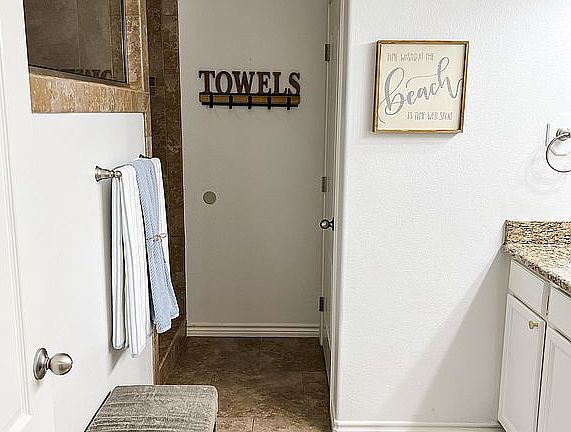 3rd image of 699 Morgan Cir #103
