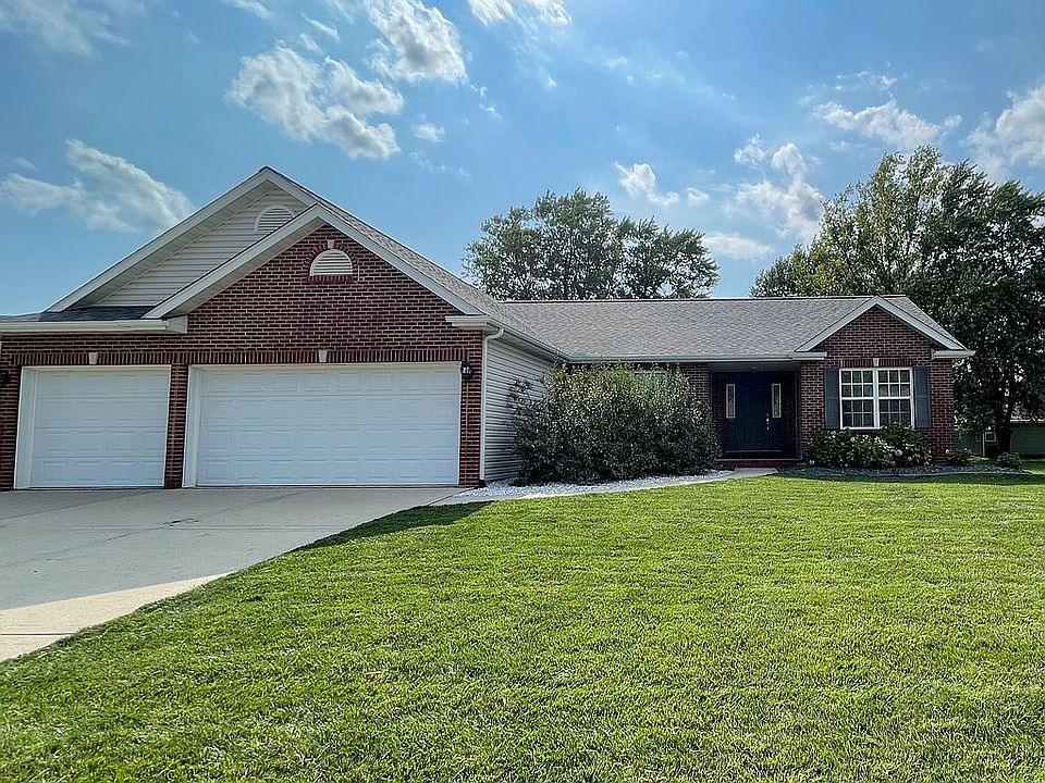 1st image of 2605 Iron Horse Dr