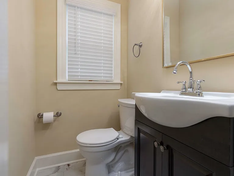 1819 Fleming Rd — Photo 26