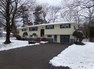 91 Countryside Ln, Norwood, MA 02062
