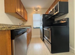 607 NE 29th Dr APT 35, Wilton Manors, FL 33334