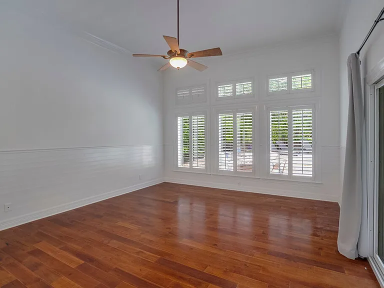 10200 Treasure Island Dr — Photo 10