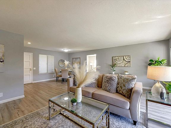 4th image of 1942 Dandini Cir