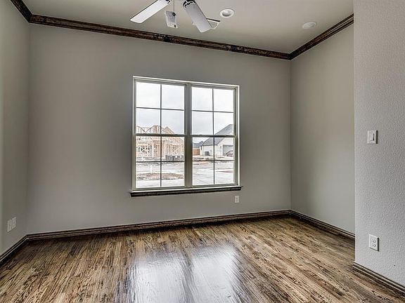 4th image of 120 Katalina Ln